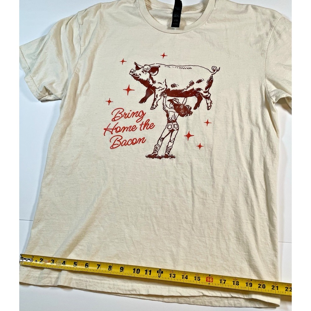 Gildan T-Shirt Unisex Large Cream Bring Home the Bacon Graphic Cowgirl Pig Soft - Picture 5 of 8